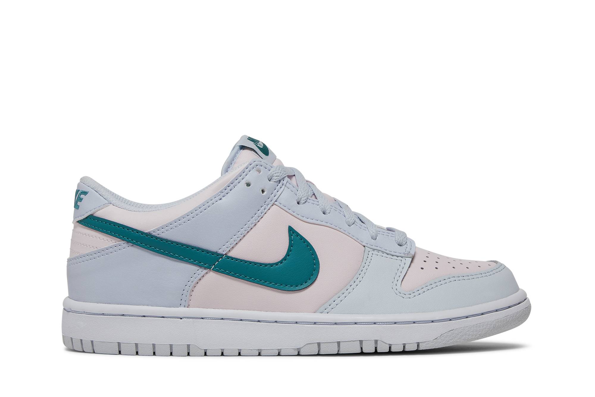 NIKE DUNK LOW ‘MINERAL TEAL’