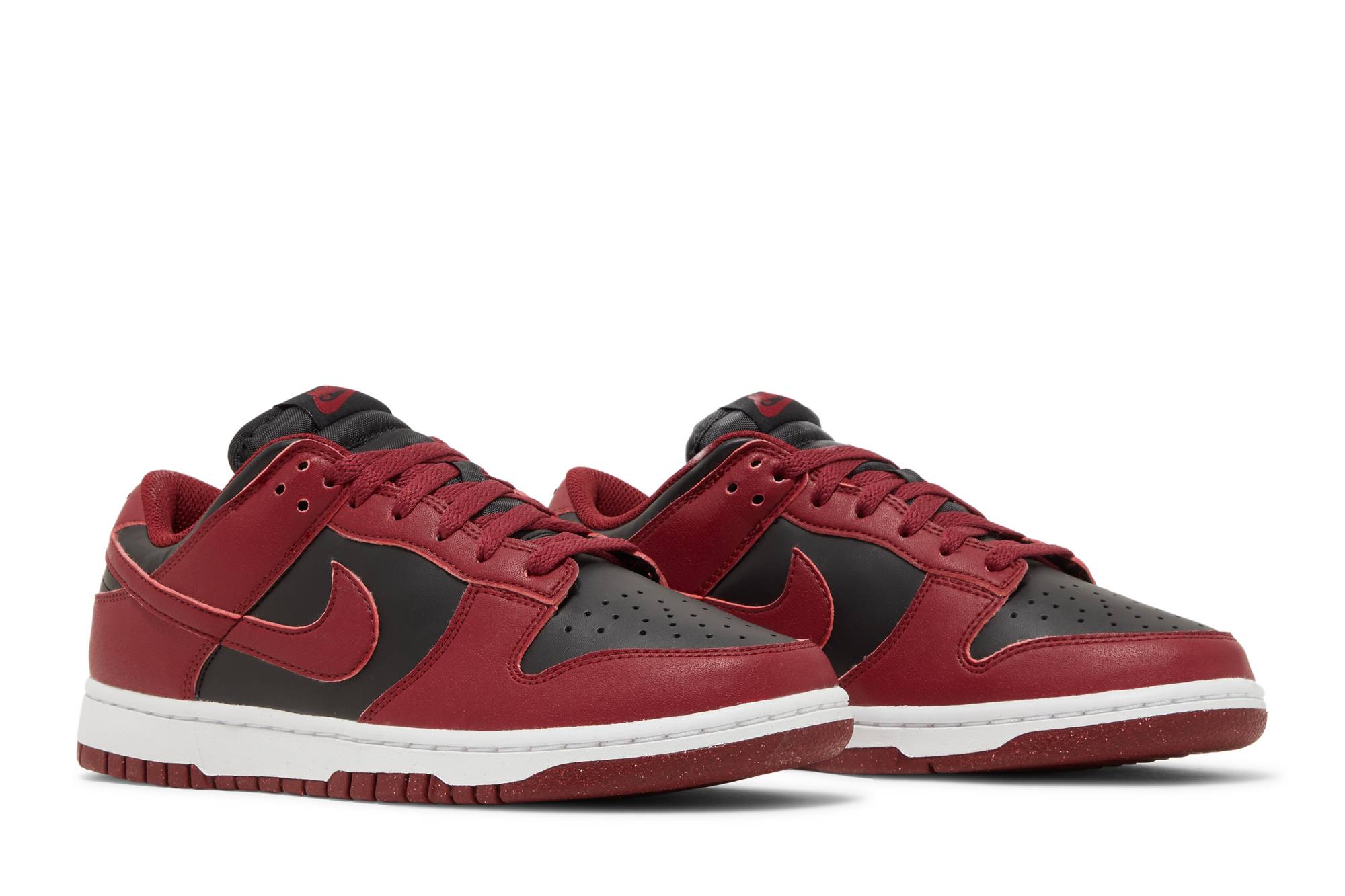 NIKE DUNK LOW ‘TEAM RED BLACK’